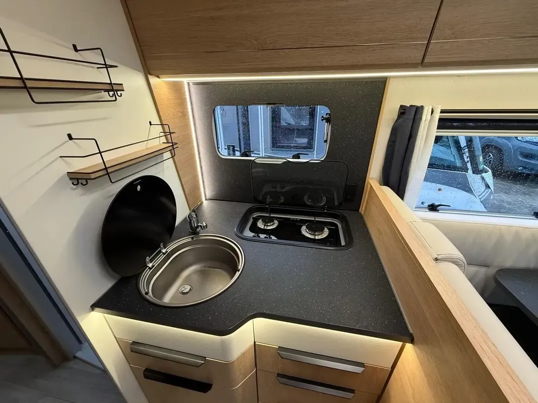 Camper Moovy - fully equipped kitchen with generous worktop and storage