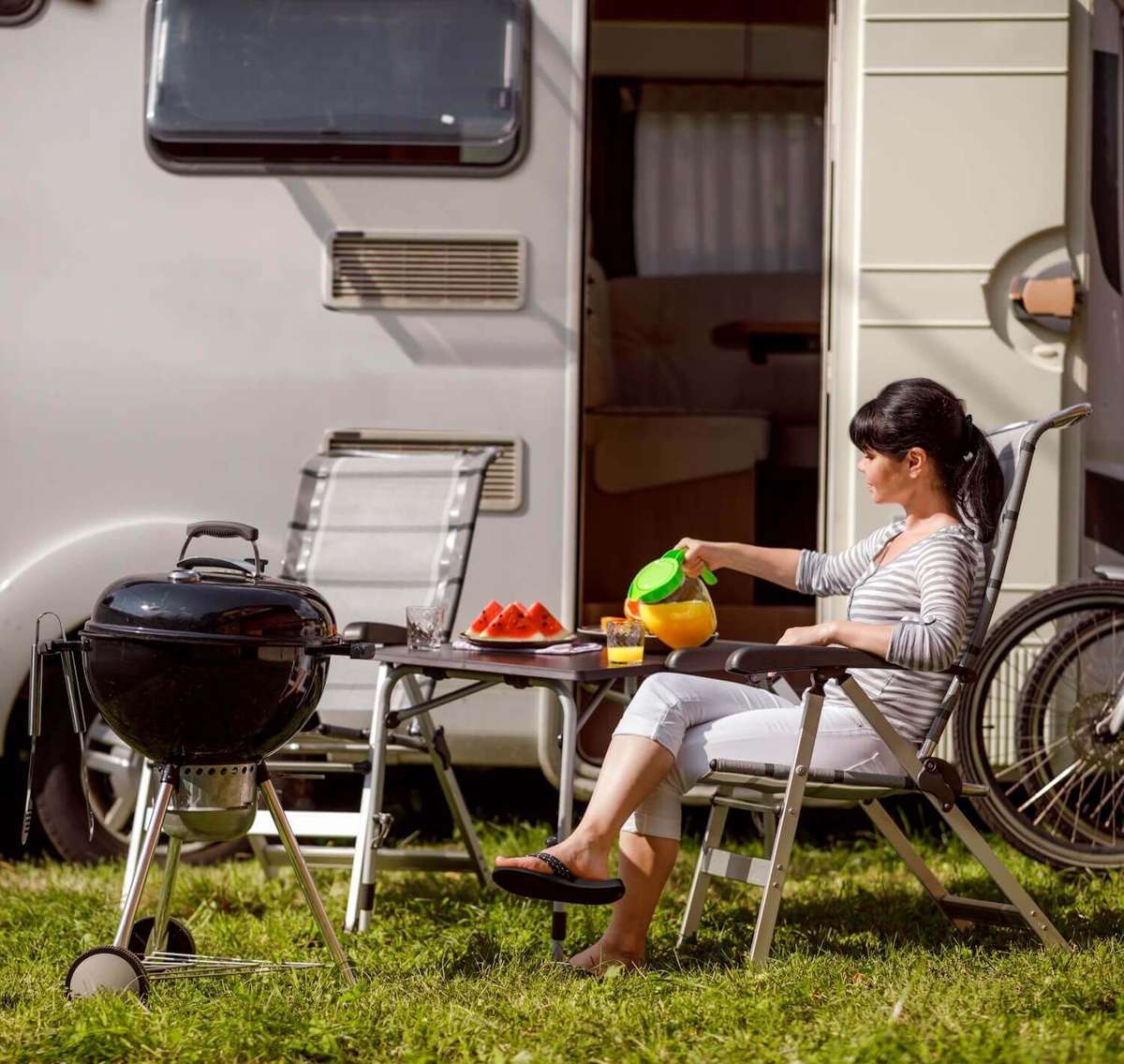 We know what you need when you hit the road, and we offer you ACTUALLY equipped campers